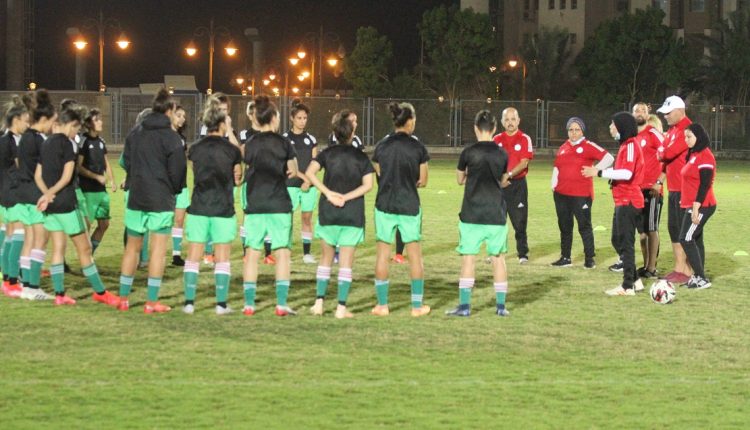 نصف نهائي كأس العرب للسيدات : المنتخب الوطني ينهي تحضيراته لمواجهة تونس
