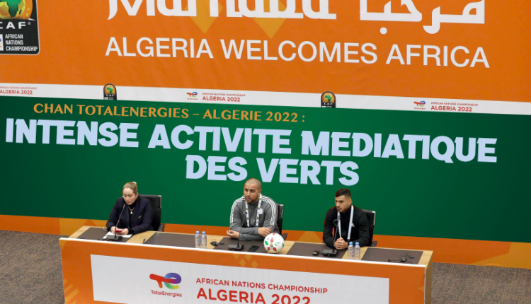 بطولة إفريقيا للمحليين / الجزائر 2022 : نشاط إعلامي مكثف للخضر