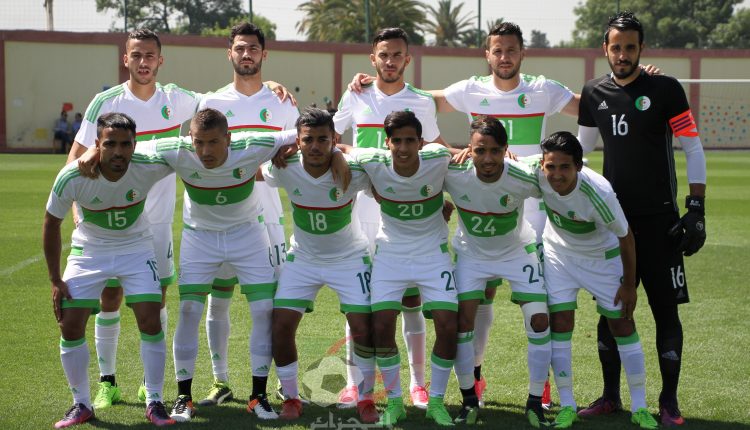المنتخب الجزائري بالأبيض واللّيبي بالأحمر