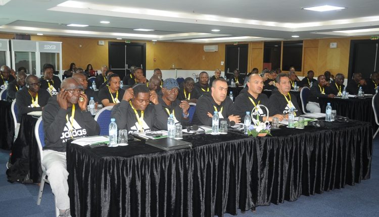 CLOTURE  DES TRAVAUX DES ATELIERS DES DTN DES FÉDÉRATIONS AFRICAINES DE FOOTBALL