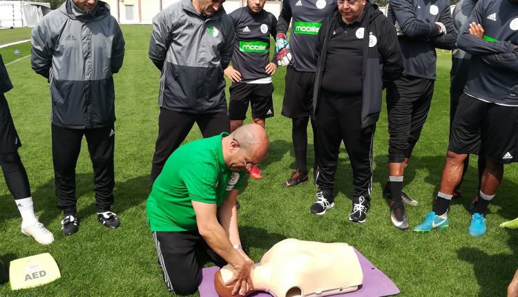 DEMONSTRATION ET PRATIQUE DES GESTES D’URGENCE SUR LE TERRAIN (VIDEO)