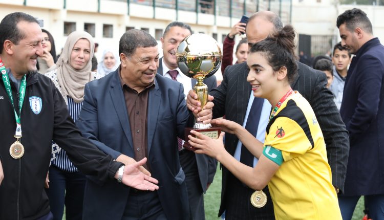 كأس الجزائر للإناث  : ن. أقبو  ( د17 سنة ) و ج, الجزائر الوسطى (د20 ) يفوزان باللقب