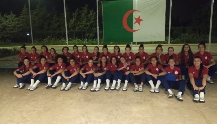 LA SÉLECTION FÉMININE U20 EN STAGE A BLIDA