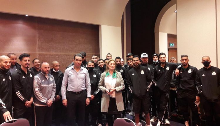 EQUIPE NATIONALE : LA PRESIDENTE DE LA FONDATION PROMENA REND VISITE AUX VERTS