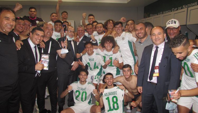 كأس الأمم العربية تحت 20 سنة ( مصر 2021 ) : رئيس الفاف وسفير الجزائر بالقاهرة يهنئون الخضر