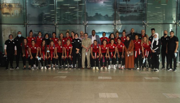 وصول المنتخب الوطني النسوي أرض الوطن