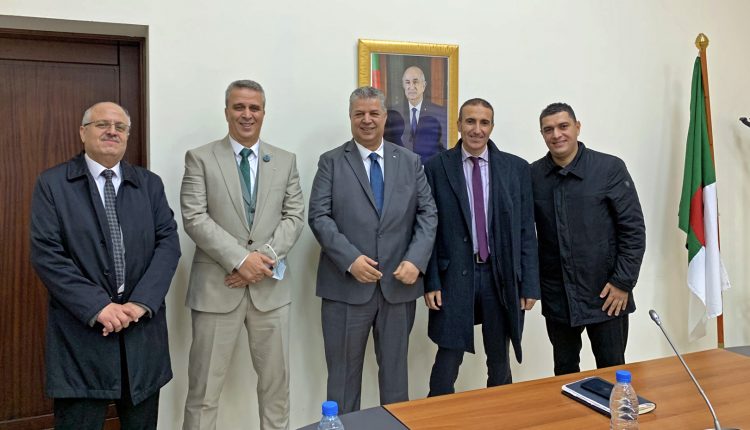 بيان صحفي: تنصيب الأمين العام الجديد للاتحادية الجزائرية لكرة القدم