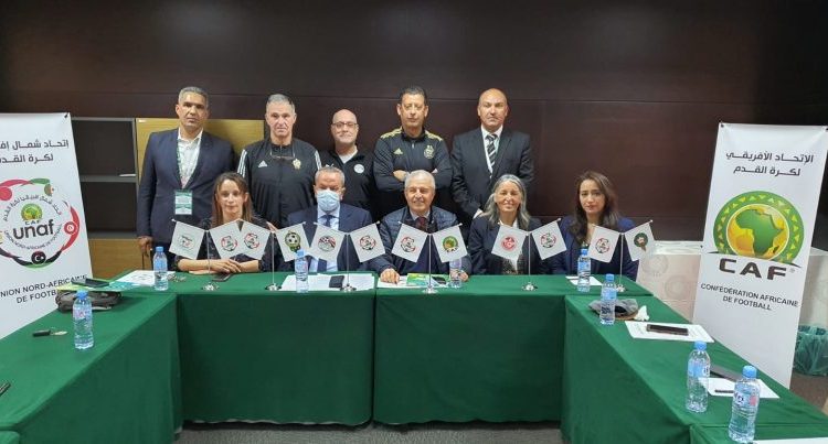 دورة لوناف ( د17 سنة ) بالجزائر : السيد قريشي يشارك في إجتماع المدراء الفنيين للإتحاد شمال إفريقيا