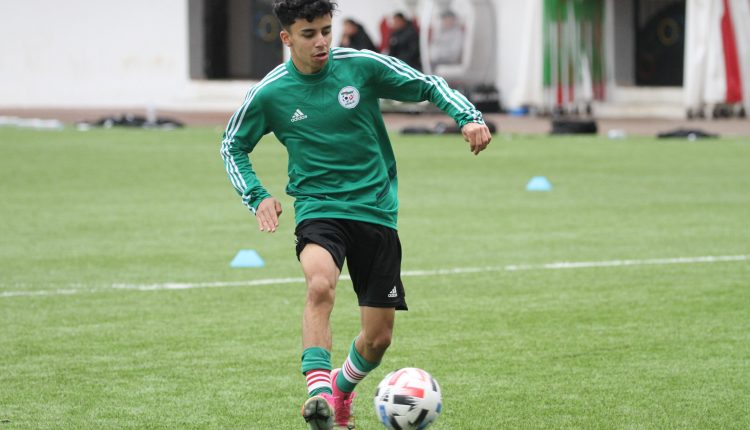 TOURNOI UNAF U17 – ALGER DU 14 AU 24 MARS : ENTRAINEMENT DE LA S ÉLÉCTION NATIONALE À DELY IBRAHIM