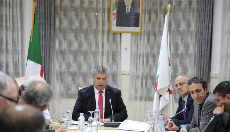 COMMUNIQUE DE PRESSE:  LES SUBVENTIONS PUBLIQUES DESTINEES EXCLUSIVEMENT AU DEVELOPPEMENT DU FOOTBALL AMATEUR
