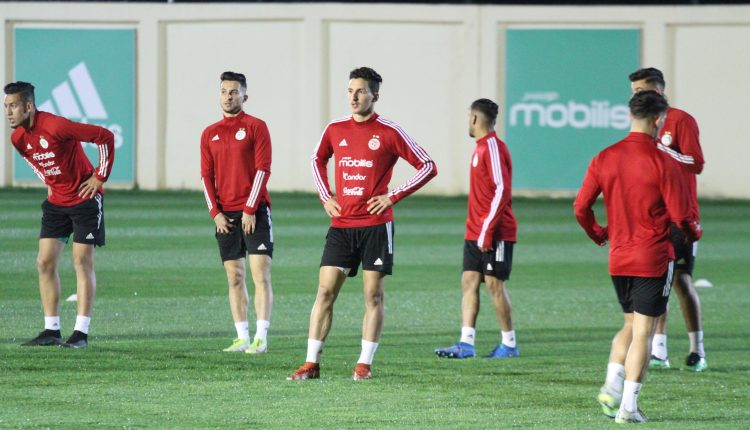 المنتخب الوطني المحلي : أول حصة تدريية بمركز سيدي موسى