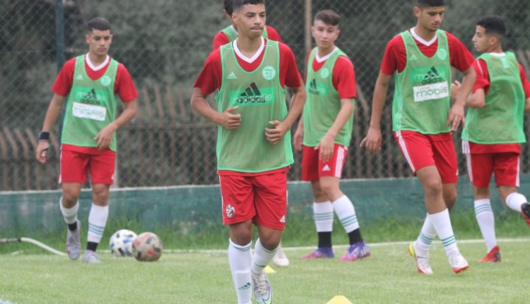 المنتخب الوطني لأقل من 17 سنة : الجزائر تفوز وديا على جزر القمر ( 2/0)