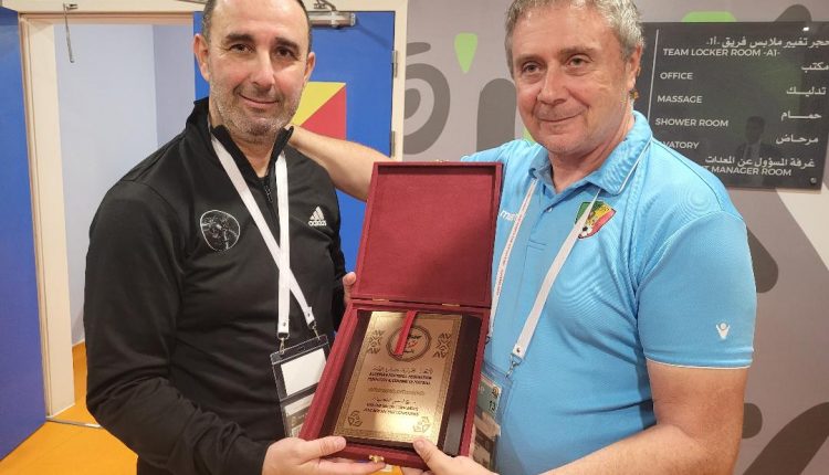 CAN U17 TOTALENERGIES – ALGÉRIE 2023 : LE GESTE ÉLÉGANT DE REMMANE ENVERS CESANA, LE COACH DU CONGO
