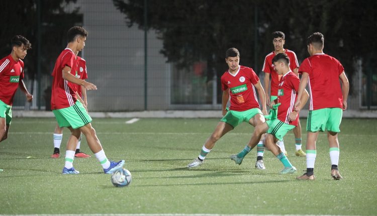 المنتخب الوطني لأقل من 20 سنة: الناخب الوطني مانع ينهي أول تربص تحضيري