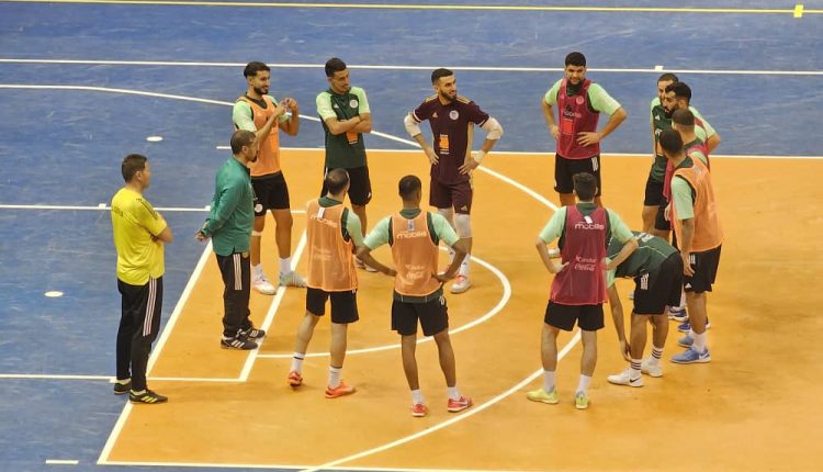 تصفيات كأس إفريقيا لكرة القدم داخل القاعة : المنتخب الوطني يواجه جمهورية الدومينيكان بقاعة العاشور