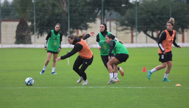 SÉLECTION NATIONALE FÉMININE : DERNIER ENTRAINEMENT AVANT LE MATCH AMICAL DE CE SAMEDI